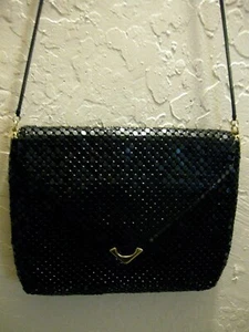 La Reagle Large Vintage Purse Black Mesh w gold clasp Sleek Pretty Classic 1960 - Picture 1 of 9