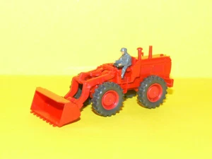 Wiking - Hanomag Schaufellader mit Fahrer - rot - 1/87 H0 - neuwertig - ohne Ovp - Bild 1 von 4