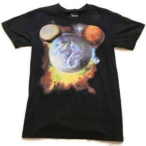 [LEER DEFECTO] Camiseta Pequeña Disney Para Hombres Planeta Mickey Mouse BRILLA Galaxy Space - Imagen 1 de 7