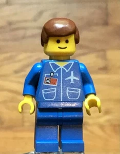 LEGO Classic Town City Airport Airline Airplane Worker Pilot Blue Legs ID Badge - Picture 1 of 1