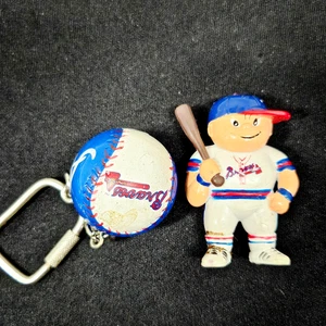 Vintage MLB ATLANTA BRAVES Baseball Sports Brat Keychain 1986 & Brat - Picture 1 of 2