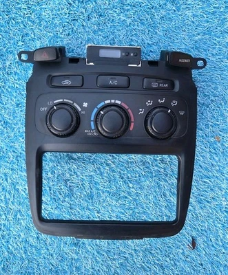 2001-2007 Toyota Highlander Heater AC Climate Control P/N: 84010-48181 - Image 1 of 4