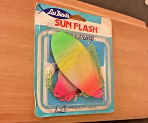 Hojas de Atractor Flex I Troll Flex I “SUN FLASH” Les Davis Raras De Colección con Timón-Nip - Imagen 1 de 3