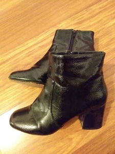 Ladies Black Oasis Boots Size 6 - Picture 1 of 3
