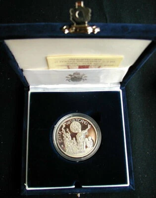 2002 Vatican Italy RARE silver coin PROOF 10 Euro World Peace Day Giovanni Paolo - Image 1 of 3