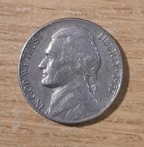 1955-D THOMAS JEFFERSON NICKEL FIVE CENTS DENVER AMERICA USA MM15 - Picture 1 of 2