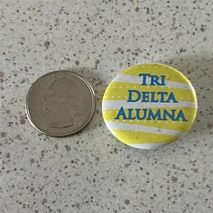 Pequeño botón Pinback Tri Delta Alumna #47174 - Imagen 1 de 2