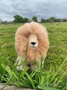 Handmade Alpaca Fleece Lion - Small Soft Toy Fluffy Childrens Gift - Picture 1 of 5