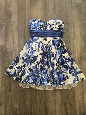 LoveTease Dress Sz 3 Juniors Blue White Floral Strapless Dance Homecoming Formal - Image 1 of 4