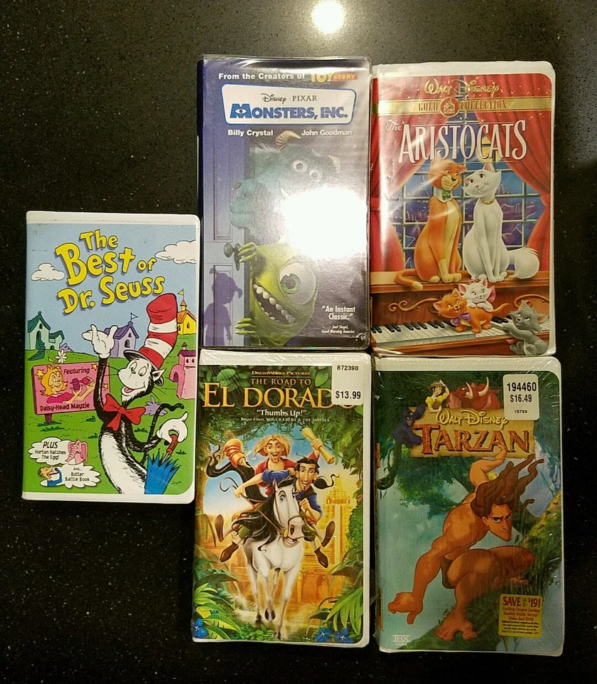 Lot of 5x Classic VHS Monsters Inc Aristocats Tarzan Road to El Dorado Dr Seuss Foto 1 de 1