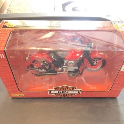 1948 Panhead Harley Davidson  Maisto 1/18 Diecast Motorcycle - Image 1 of 4