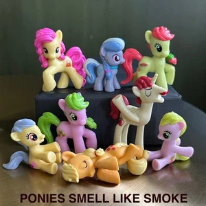 Bolso Ciego My Little Pony LOTE DE APPLE FAMILY (DEFECTUOSO) Cuchara Plateada Mini FIM - Imagen 1 de 3