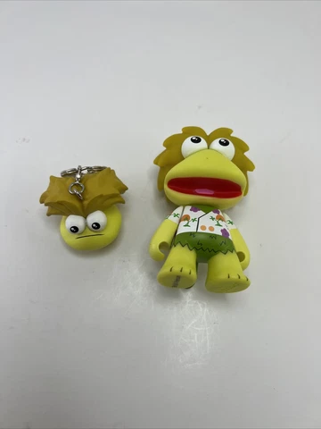 KIDROBOT Fraggle Rock Vinyl Mini Series Wembley 3" Figure & Keychain Head Cover