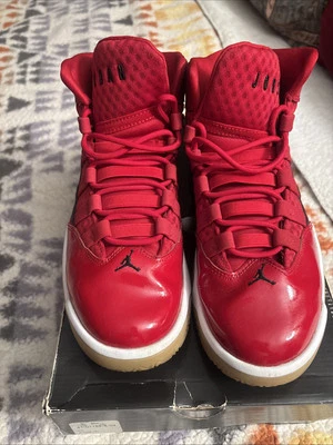 Talla 8.5- Jordan Max Aura Gimnasio Rojo Foto 1 de 4