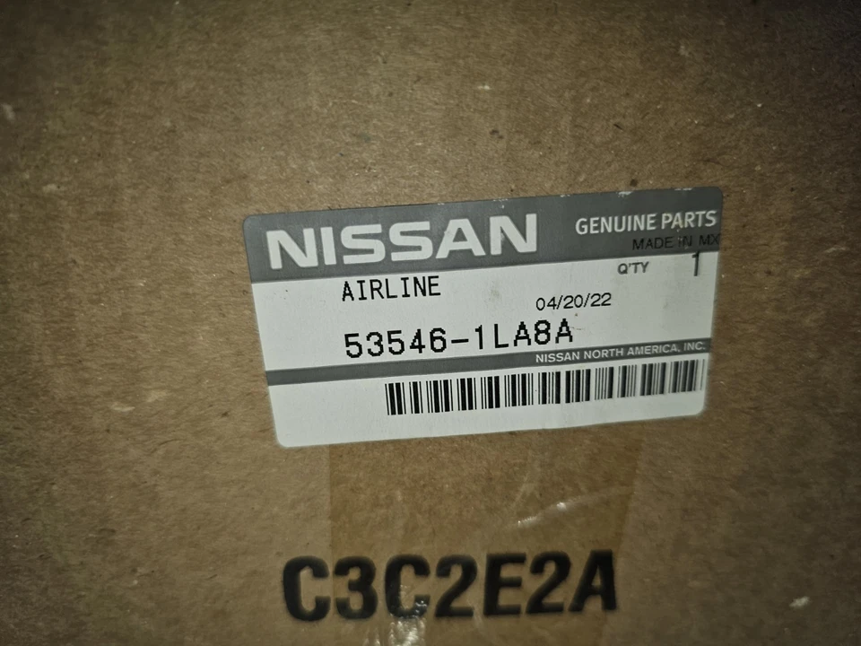 Tubo original Nissan 53546-1LA8A Foto 1 de 4