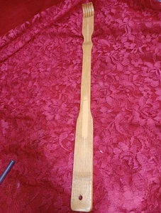 Vintage 20" Wood Back Scratcher - Picture 1 of 7