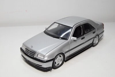 B40 1:18 UT MODELS MERCEDES-BENZ C-CLASS C36 AMG MET. GREY VNM COND - Image 1 of 4
