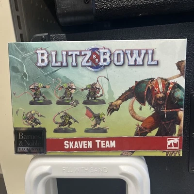 Skaven Team for BLITZ BOWL - NEW IN BOX - Image 1 of 4