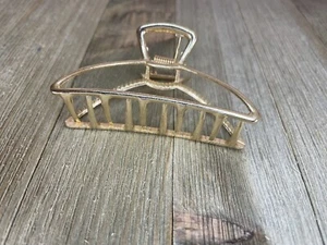 Nwt Royalty Gold Color Hair Pin Lady’s Accessories For Hair 2023 Fur Hook - Picture 1 of 8
