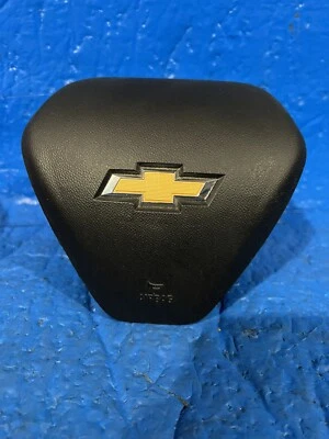 2016-2017-2018-2019-2020-2021-2022-Chevrolet malibu driver wheel Airbag  ( OEM ) - Image 1 of 4
