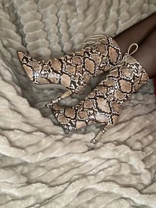 Stiletto High Heels Boots Stiefel Schlangen Snake Print Muster 38 Braun Beige - Bild 1 von 15