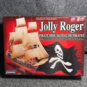 Lindberg Jolly Roger Pirate Ship Plastic Model Kit 16" 1/130 Scale No.70874 NEW - Picture 1 of 7