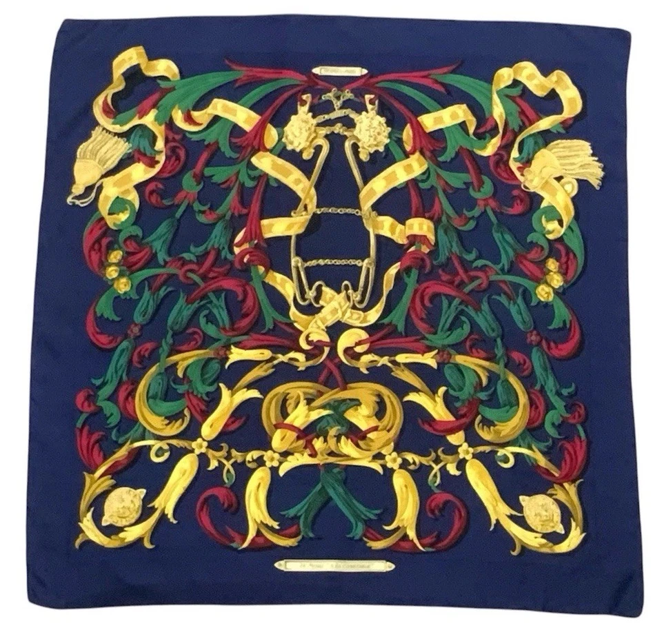 Bufanda Hermes Paris Le Mores "A La Connétable" H.Rolled 100% seda 35 " PEC Foto 1 de 4