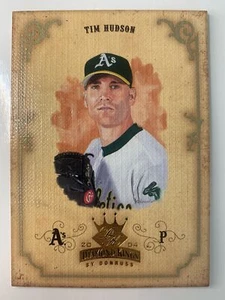 2004 Donruss Diamond Kings #93 Tim Hudson Oakland A's Insert - Picture 1 of 2