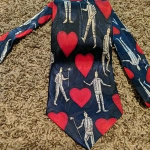 CRAVATTA UOMO NUOVA MAGO DI OZ L'UOMO DI LATTA CUORE - Fratello fatta a mano  - Foto 1 di 5