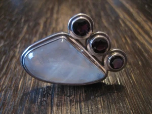 Divertido anillo de diseño vintage plata 925 anillo de declaración piedra lunar granate - Imagen 1 de 4