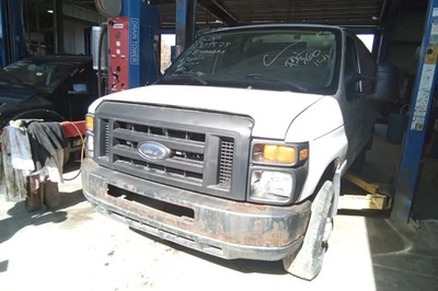 2010 Ford E250 Van Automatic Transmission OEM 117K Miles - LKQ429912742 - Image 1 of 4