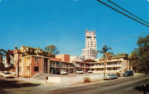 SAN DIEGO CA POSTAL VINTAGE CABRILLO TRAVELODGE MOTEL AÑOS 50 AUTOS 101722 R - Imagen 1 de 2