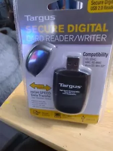 Targus Secure Digital Card Reader Writer USB 2.0 TGR-MSD500 For PC/Mac NEW - Picture 1 of 2