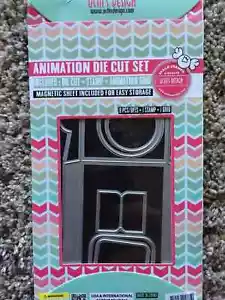Uchi's Design Animation Card Craft Die, Stamp, Griglia Set - Buste Cuore Nuovo - Foto 1 di 4
