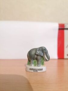 Feve Sauvons les animaux WWF 2001 - L'elephant d'afrique -  V2E3
