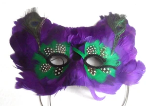 Feathered Green &Purple Mask - MARDI GRAS MASQUERADE PARTY EYE MASK - HALLOWEEN - Picture 1 of 3