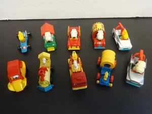 12 diff. Aviva Hasbro Peanuts, Snoopy & Woodstock Vehicles - You Choose - Picture 1 of 39