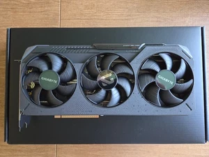 GIGABYTE AMD RADEON RX 9070 16GB GDDR6 RAM GAMING OC Edition Triple Fan - Afbeelding 1 van 6
