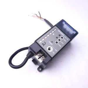 Keyence LX2-70 Laser Sensor Amplifier, NPN, 12-24VDC, Response: 0.5ms *No Key* - Picture 1 of 7