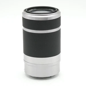 Objectif asphérique Sony SEL 55-210 mm f/4,5-6,3 IS OSS E-Mount - Argent #489 - Photo 1 sur 8
