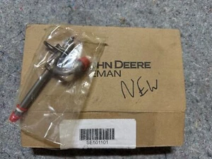 New NOS John Deere Genuine SE501101 RE48786 Fuel Injection Nozzle Assembly - Picture 1 of 1