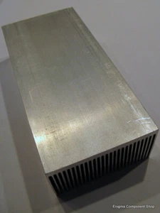Medium Heatsink - Electronics-Amplifier-Audio Project 150 x 69 x 37mm. - Picture 1 of 1