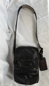 TUMI Travel Tote Crossbody Shoulder Bag Leather Sling Slim Organizer Black - Picture 1 of 13