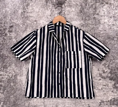 Camisa Uniqlo x Marimekko Top XS para mujer a rayas cuadrada con botones Foto 1 de 4