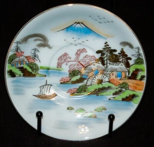 VINTAGE Porcelain KUTANI Mount Fuji 1930's Saucer Hand Painted Made in Japan - Picture 1 of 3