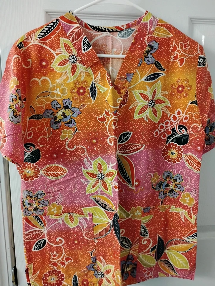 Blusa esfoliante floral básica 2 bolsos laranja/rosa tamanho M - Imagem 1 de 1