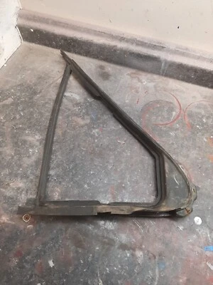 92-96 FORD F150 BRONCO F250 97 F350 JUNTA VENTANA VENTILACIÓN DELANTERA IZQUIERDA SELLO Foto 1 de 4