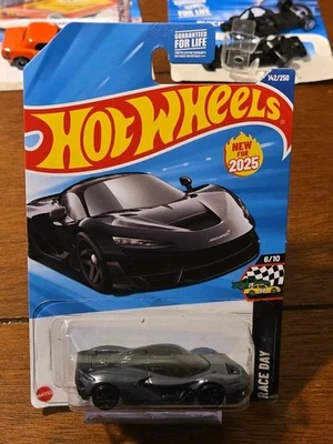Hot Wheels 2025 NEW Case Q McLaren W1 Black (Promo Combine Shipping) - Image 1 of 2