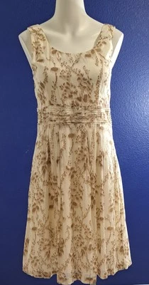 Vestido Solero Lela Rose Loft Algodón Floral Ajuste Y Acampanado Talla 6 S Pequeño ¡Precioso! Usado en excelente estado Foto 1 de 4