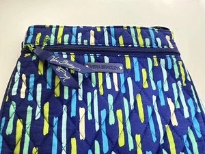 Vera Bradley Katalina Blues Reverse Pattern Crossbody Bag NWOT - Picture 1 of 4